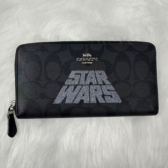 COACH Star Wars Accordion Zip Wallet In Signature Canvas With Motif F88589 NWT - Picture 1 of 4